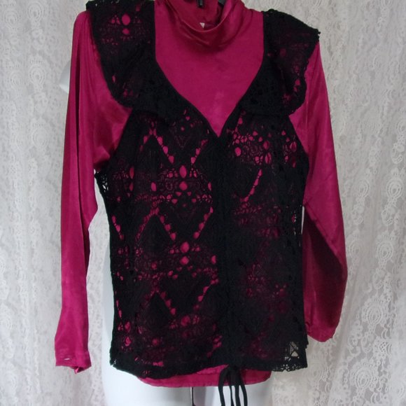 Black Lace Pop Over Top Blouse Ruched Front Size L NWT - Picture 5 of 8